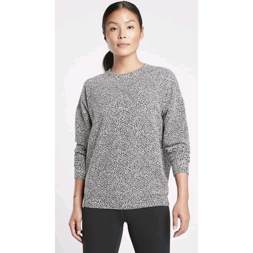 Athleta Balance Pullover Sweatshirt Women Sz M Black White Leopard Print Stretch
